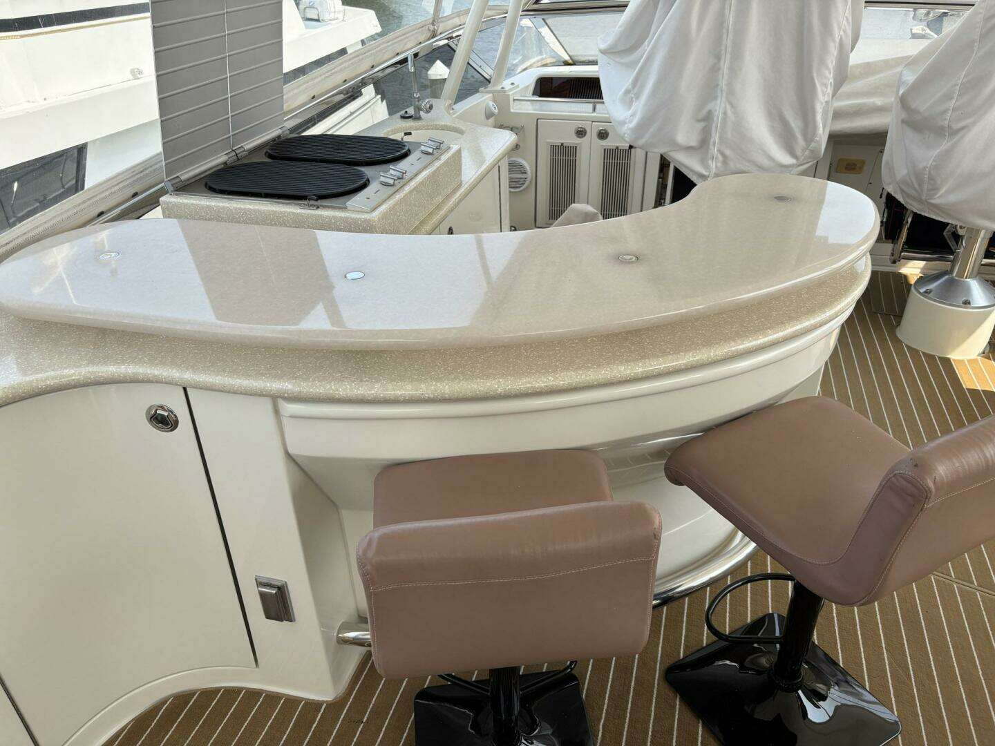 2006 Marquis 65 - Image 46