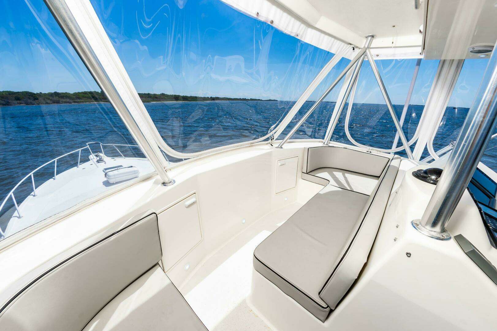 2000 Ocean 48 Supersport - Image 22