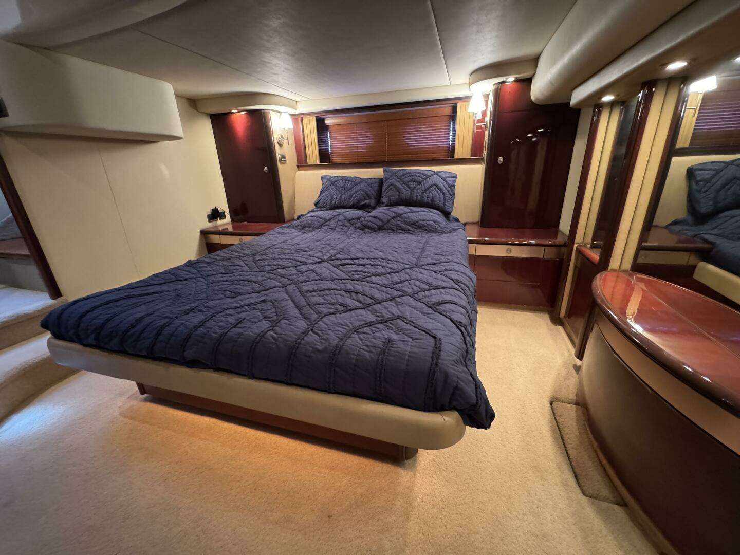 2007 Sea Ray 58 Sedan Bridge - Image 40