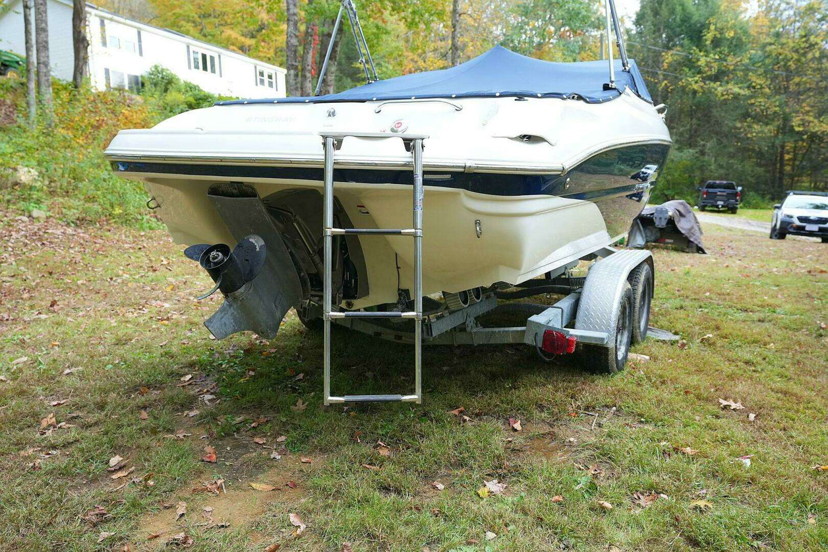 2016 Stingray 225 CR - Image 4