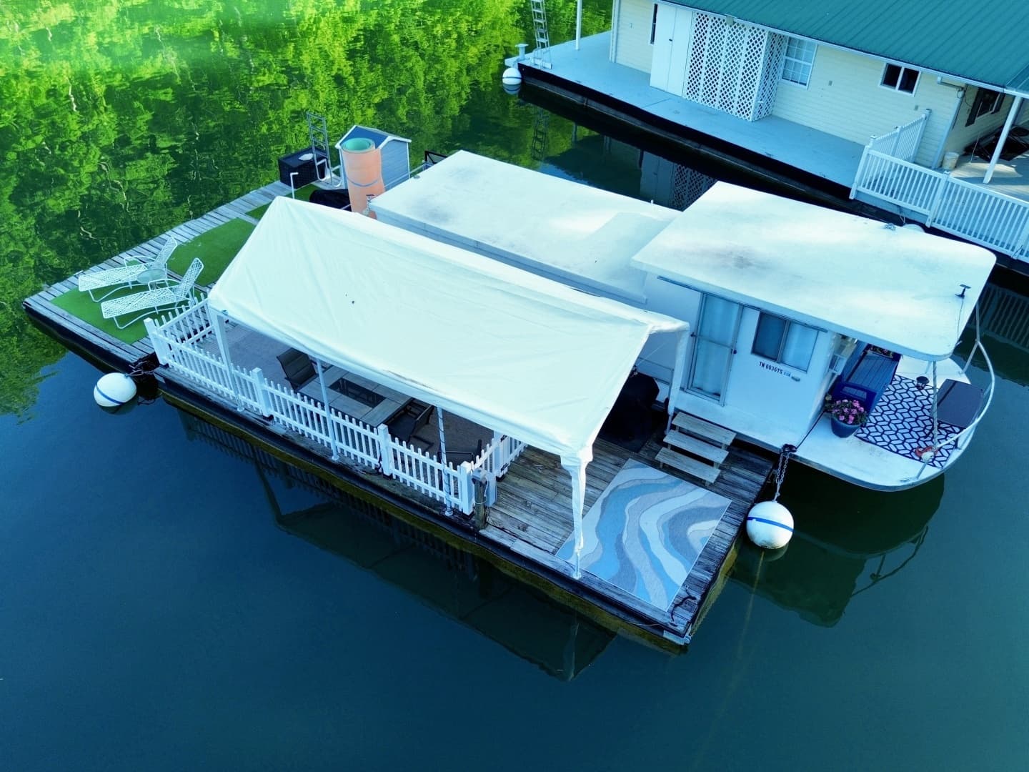 1969 Custom 9 x 27 Floating Cabin - 1969 Drift-R-Cruz - 238sqft - Image 2