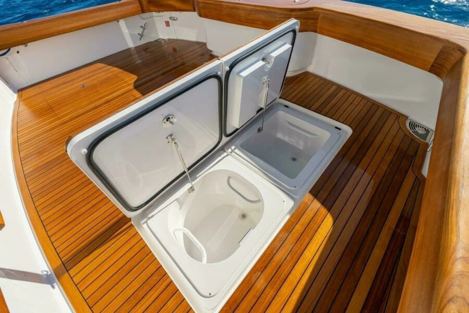 2027 Viking 54 Sport Tower - Image 23