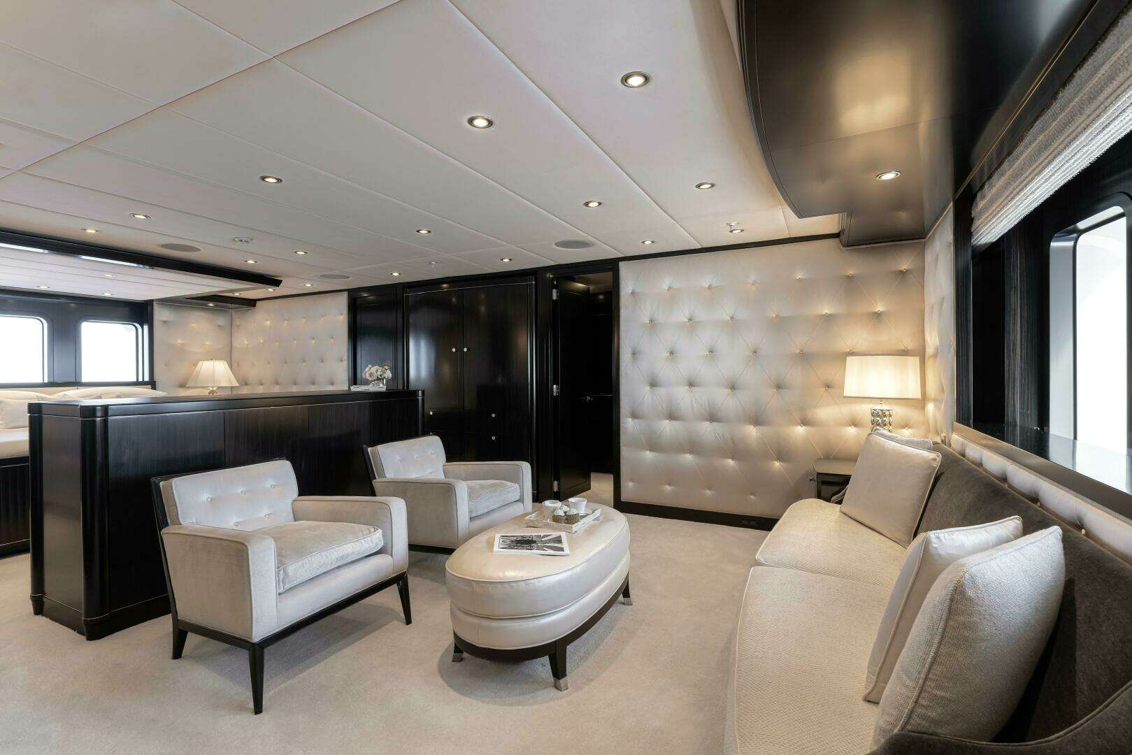 2011 Trinity Yachts Semi-Displacement - Image 12