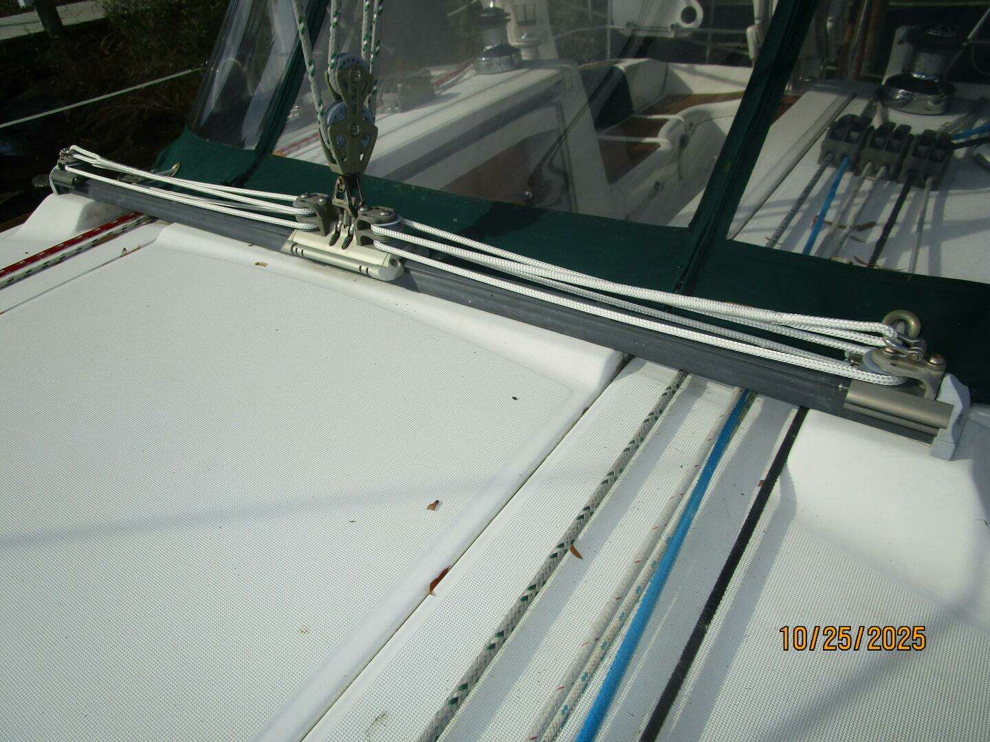 2007 Beneteau 373 - Image 25