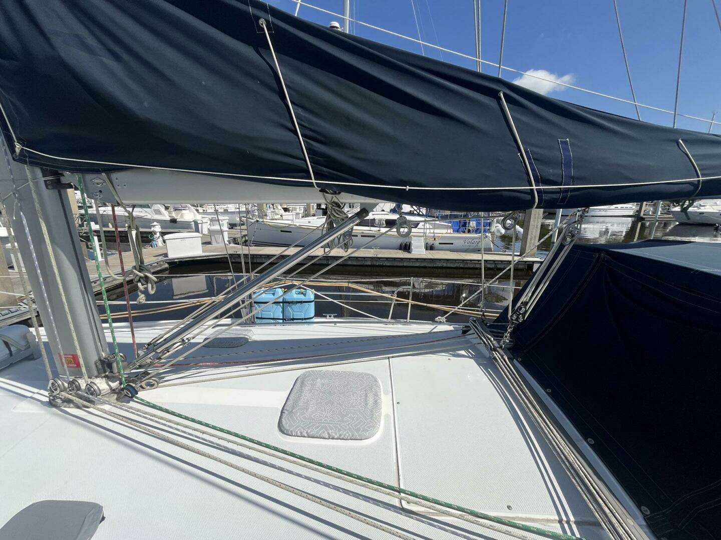 1999 Catalina 42 MK II - Image 40