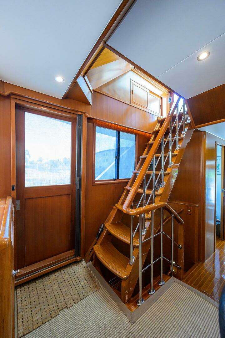 2001 Ocean Alexander 602 MKI - Image 27
