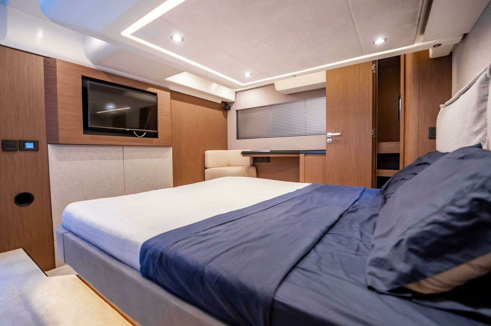 2021 Beneteau Monte Carlo 52 - Image 31