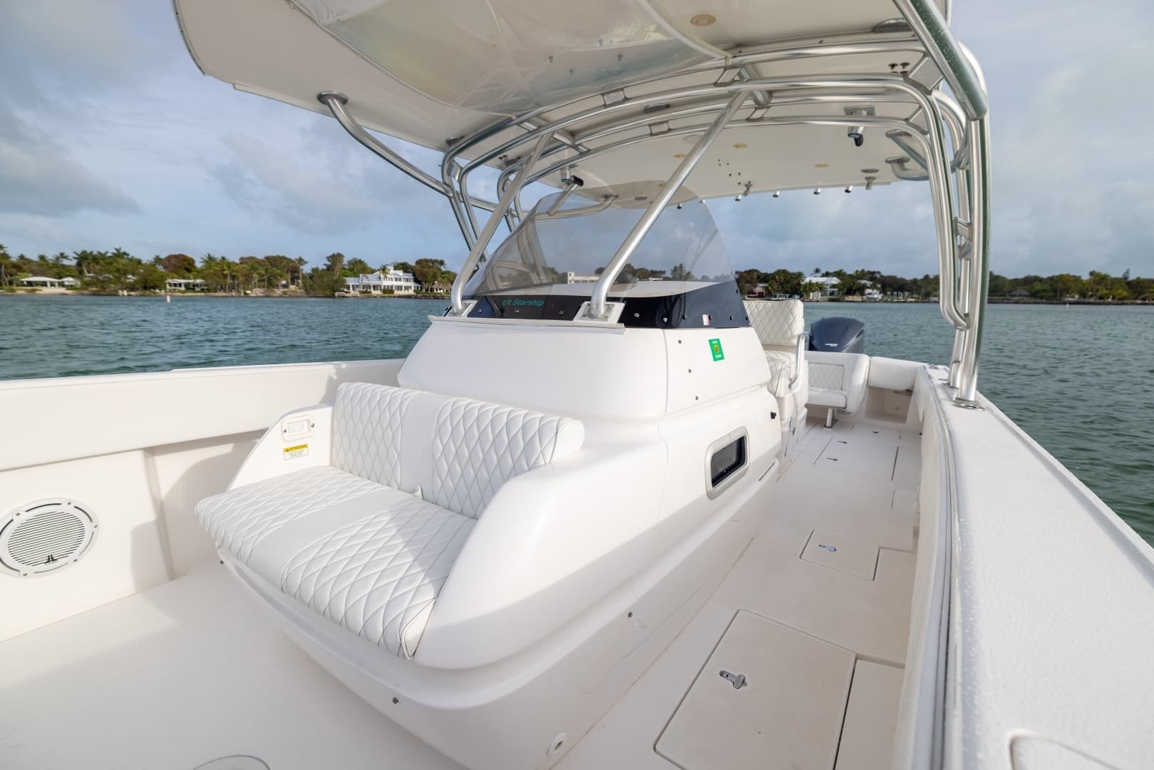 2011 Intrepid 370 Open - Image 18