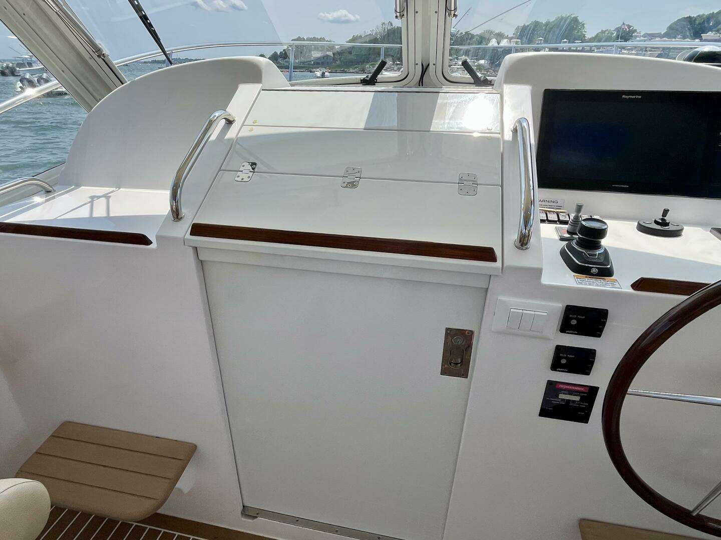2019 MJM 35z - Image 155