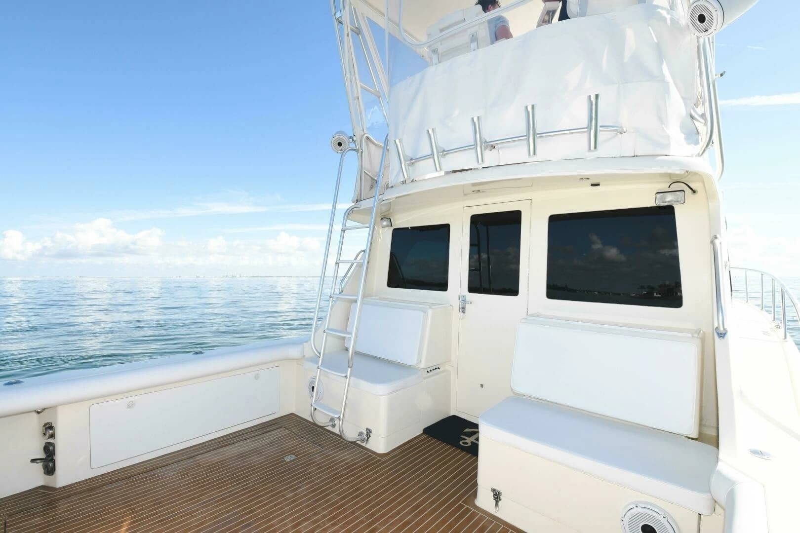 2001 Cabo 35 Flybridge - Image 5