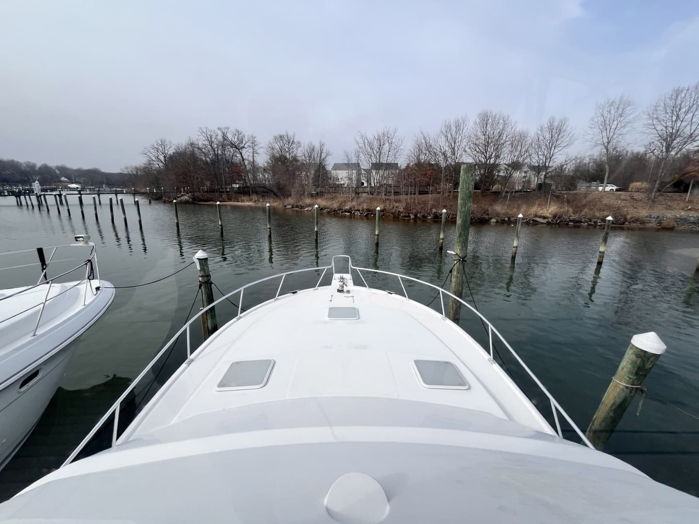 2003 Luhrs 40 Convertible - Image 23