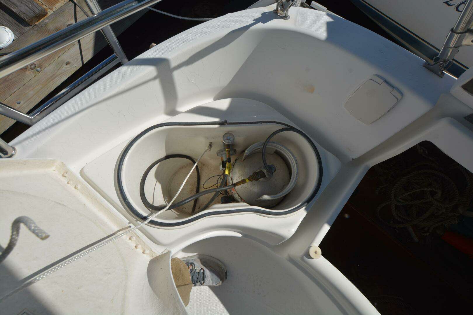 2002 Beneteau Oceanis 331 - Image 17