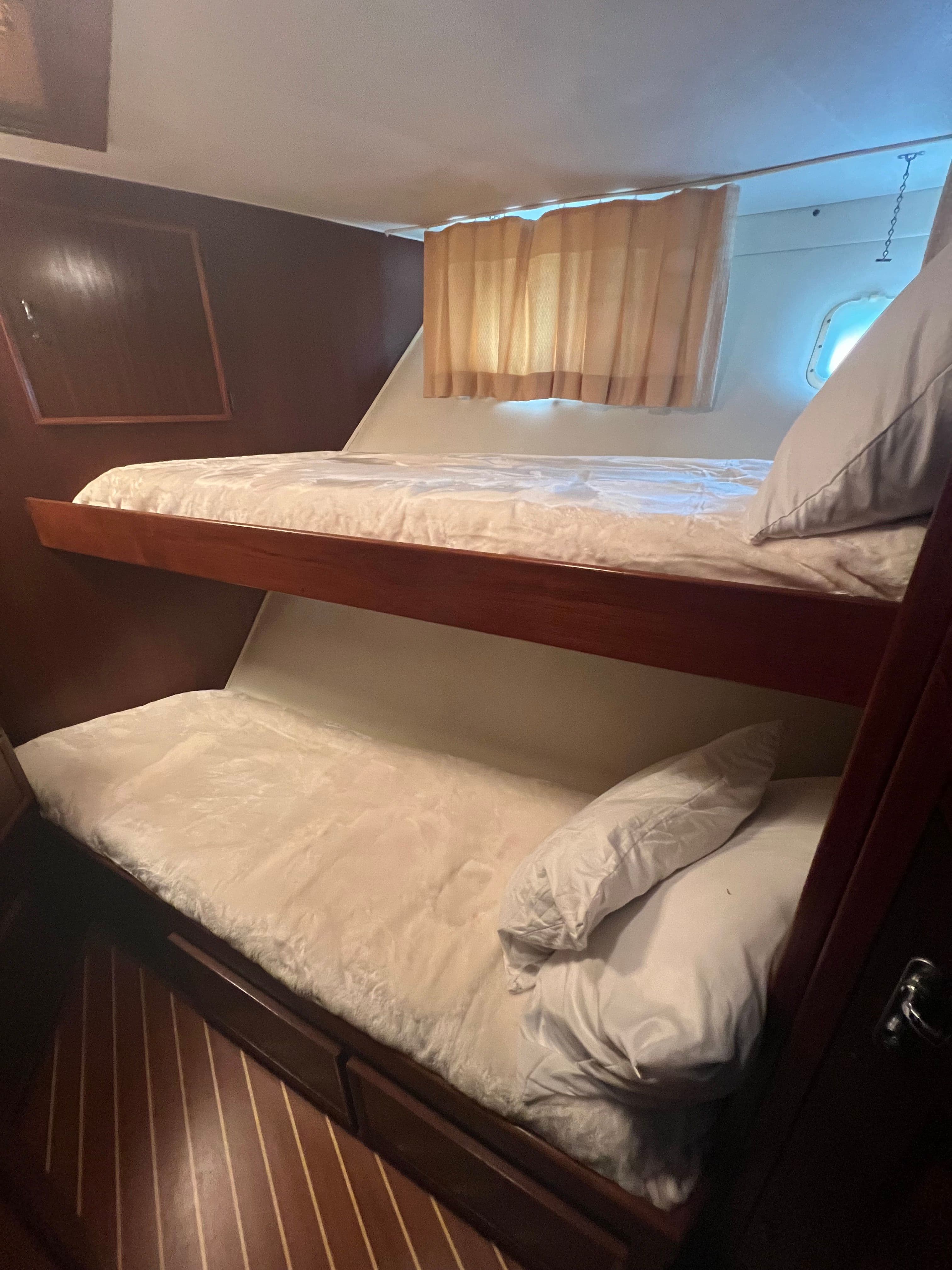 1984 Hatteras 61 CPMY - 66