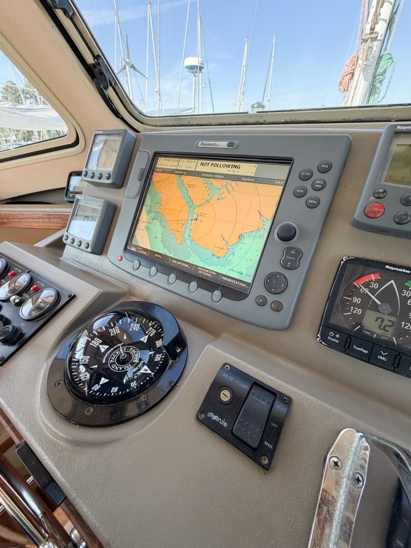 2007 Island Packet SP Cruiser - Image 44