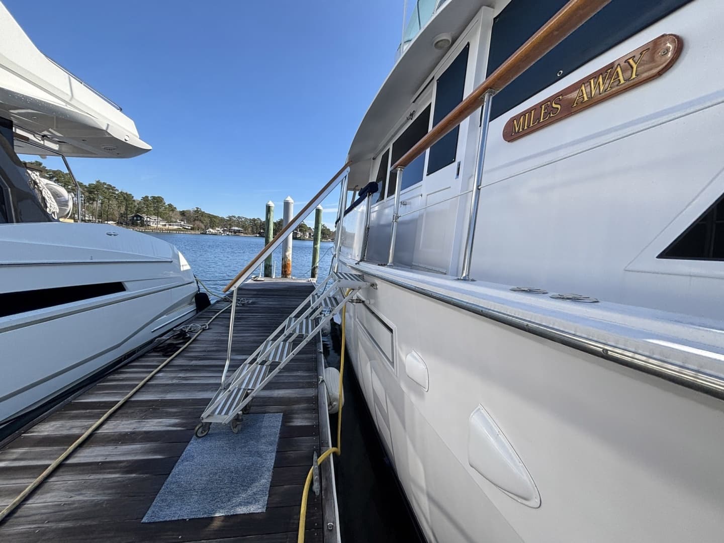 1979 Hatteras Motor Yacht - Image 54