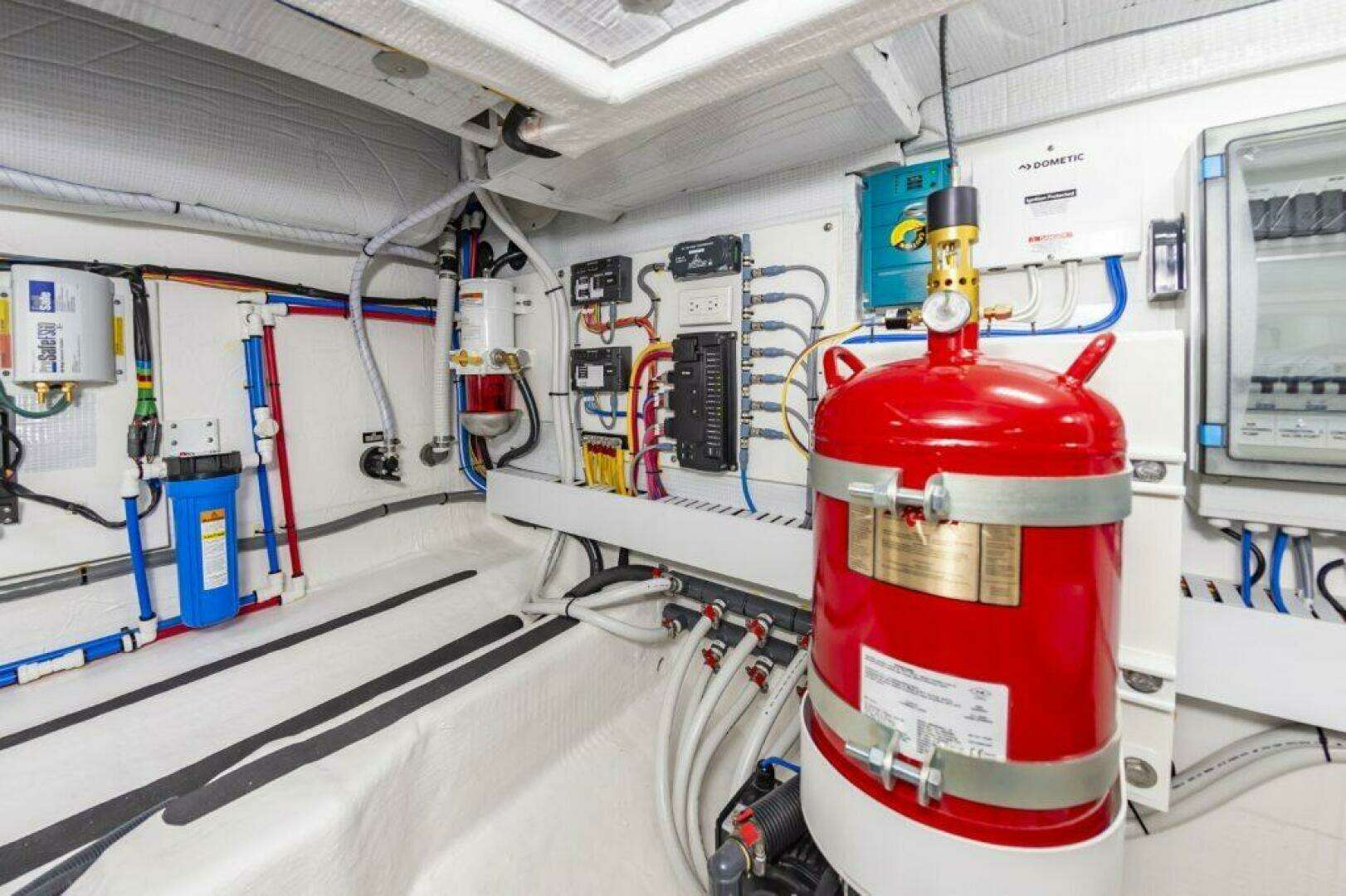 2026 Sabre 43 Salon Express - Image 59
