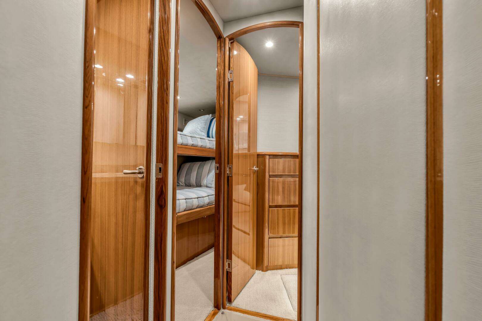 2015 Viking 46C - Image 45