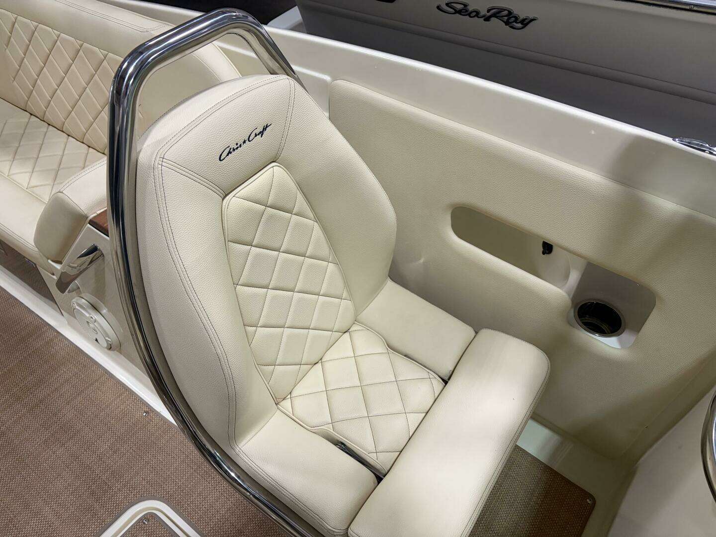 2020 Chris-Craft — - Image 27