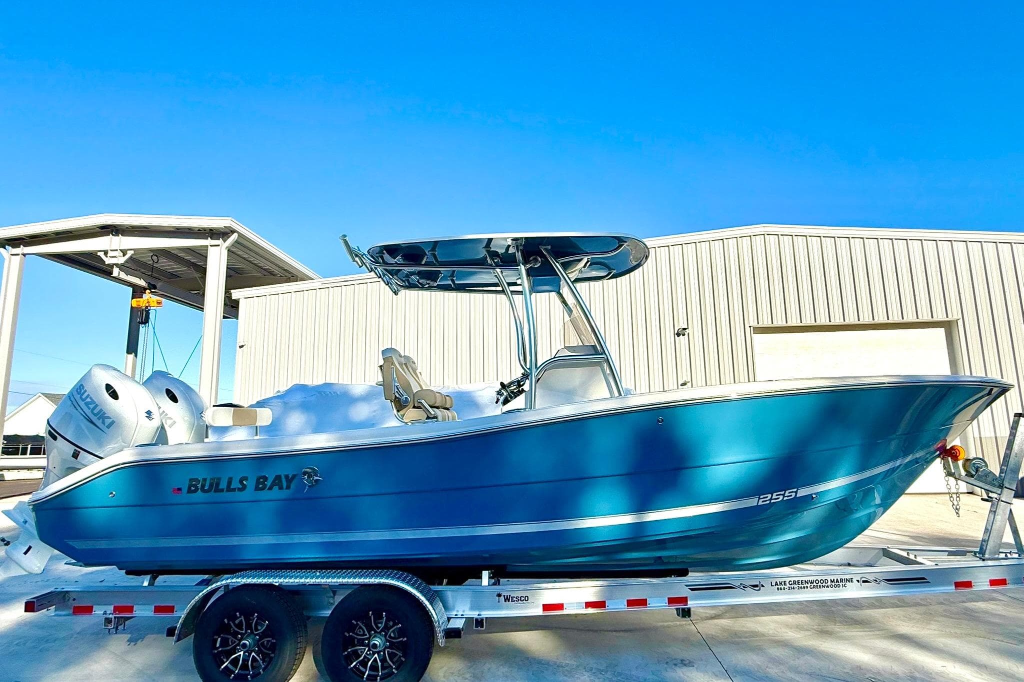 2026 Bulls Bay 255 Center Console