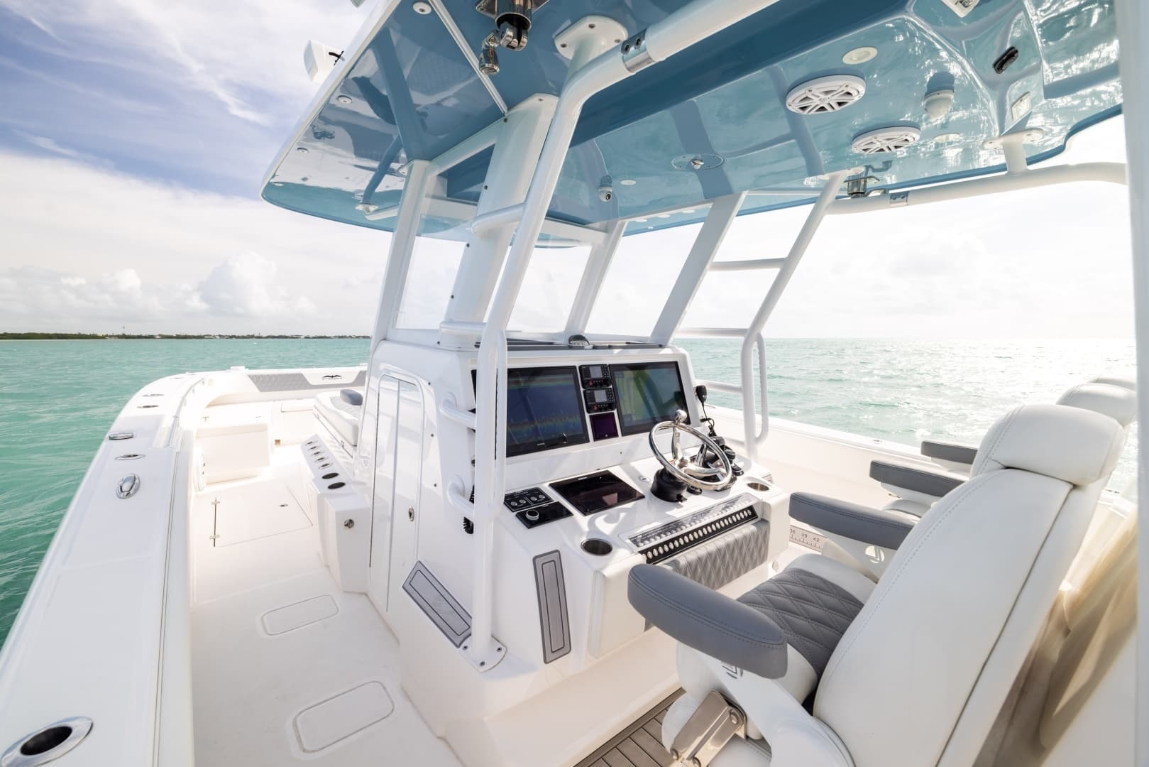 2023 Invincible 37 Catamaran - Image 22