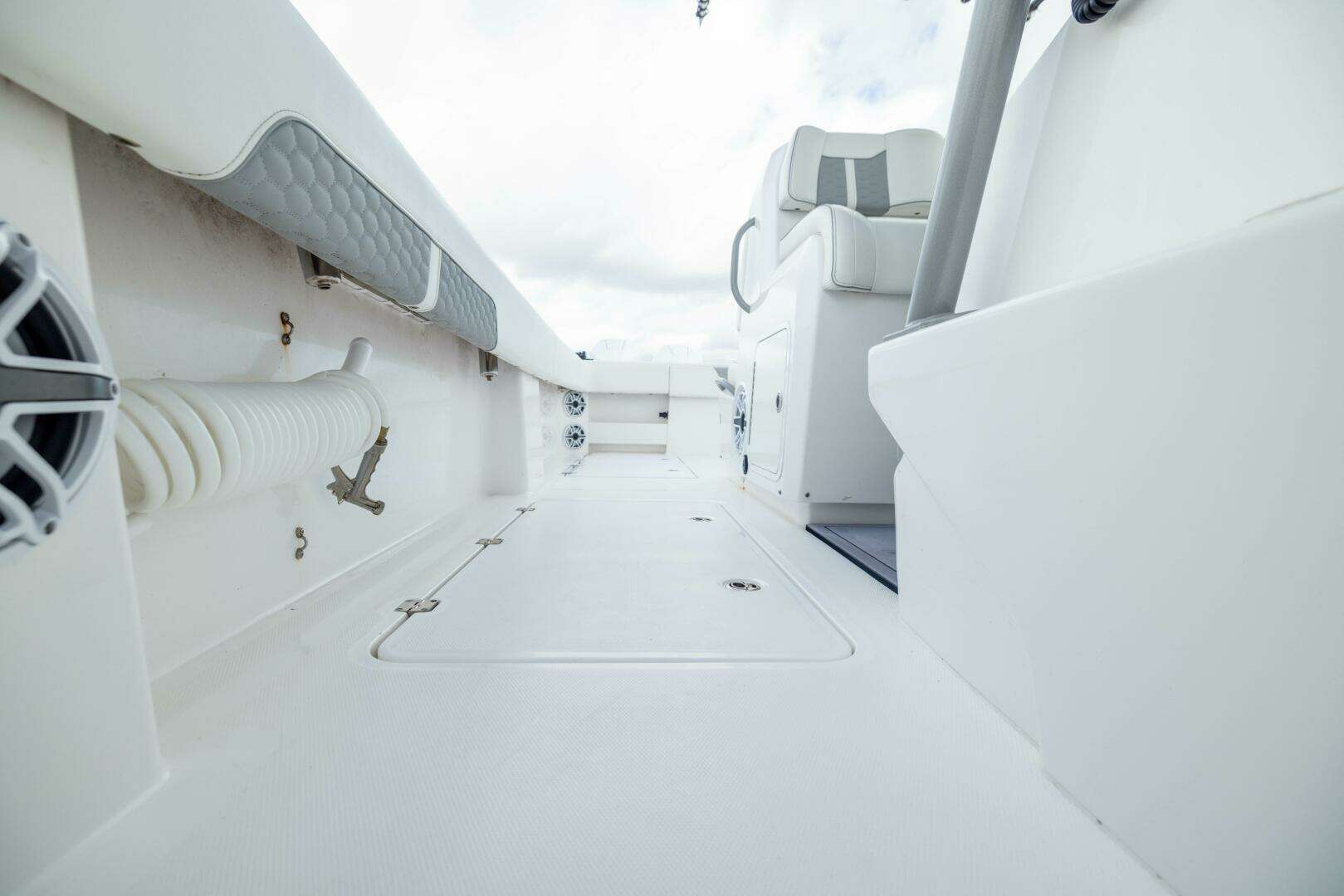 2024 Invincible 35’ Catamaran - Image 27