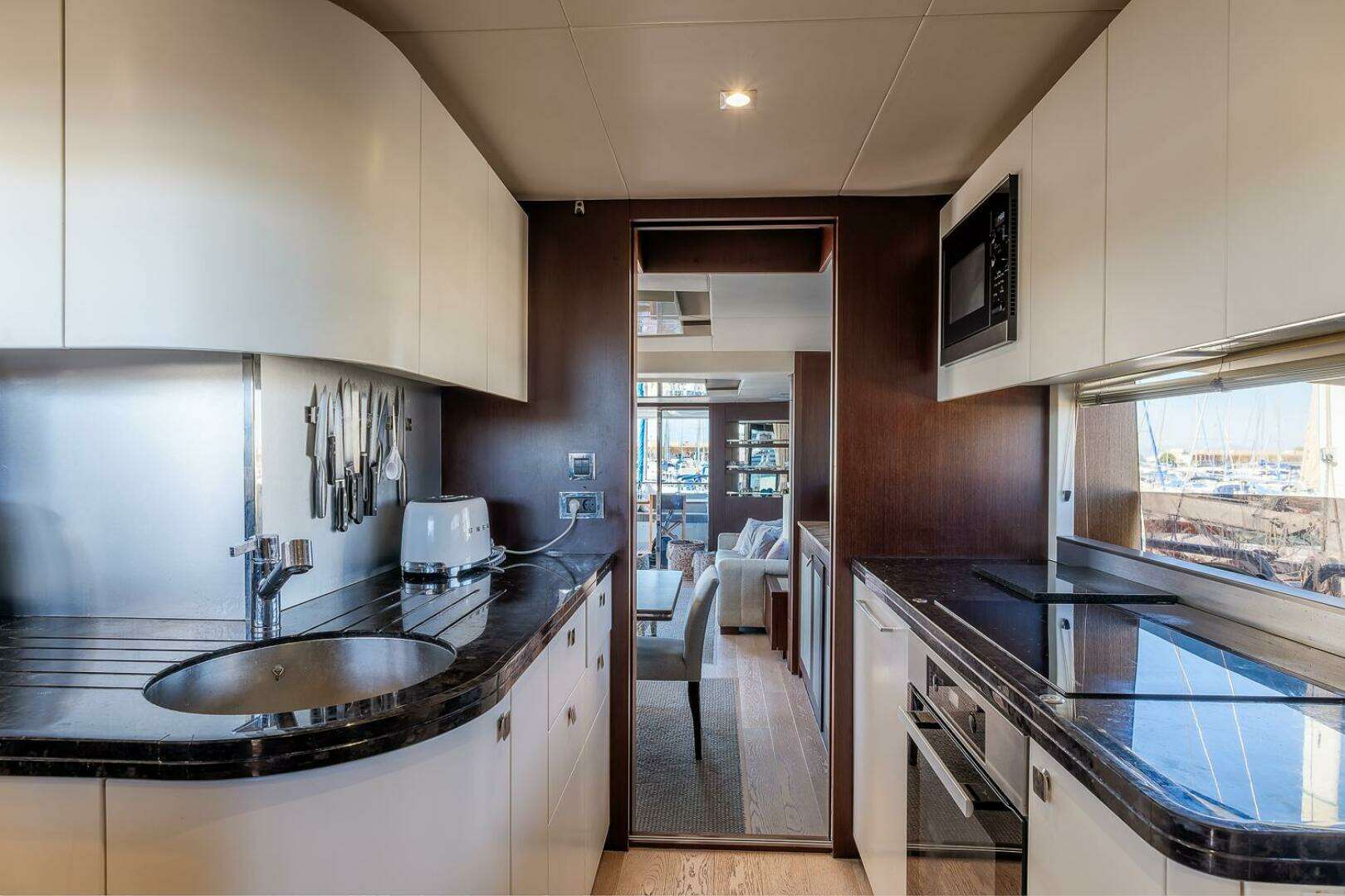 2020 Sunseeker Sunseeker 86 - Image 13