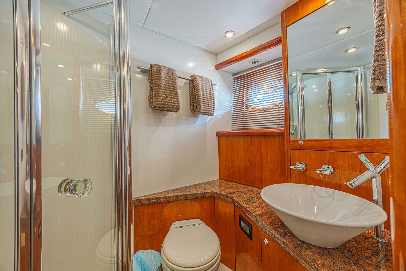 2006 Sunseeker 75 Yacht - Image 41