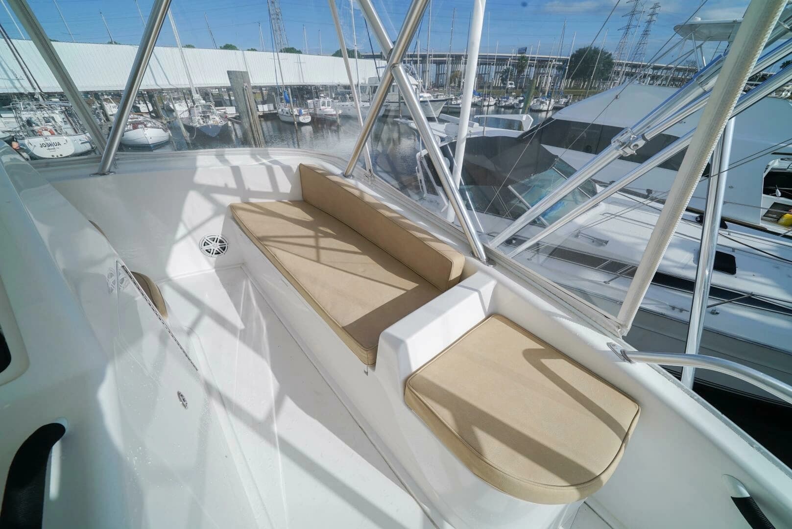 2007 Viking 45 Convertible - Image 44