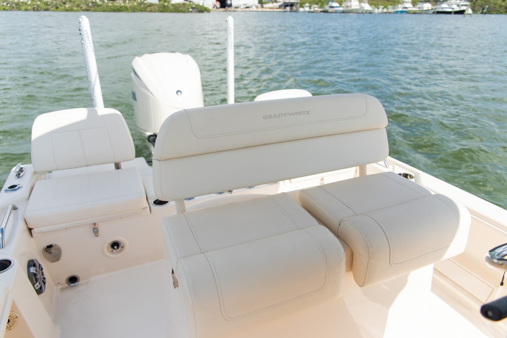 2024 Grady-White 231 Costal Explorer - Image 20