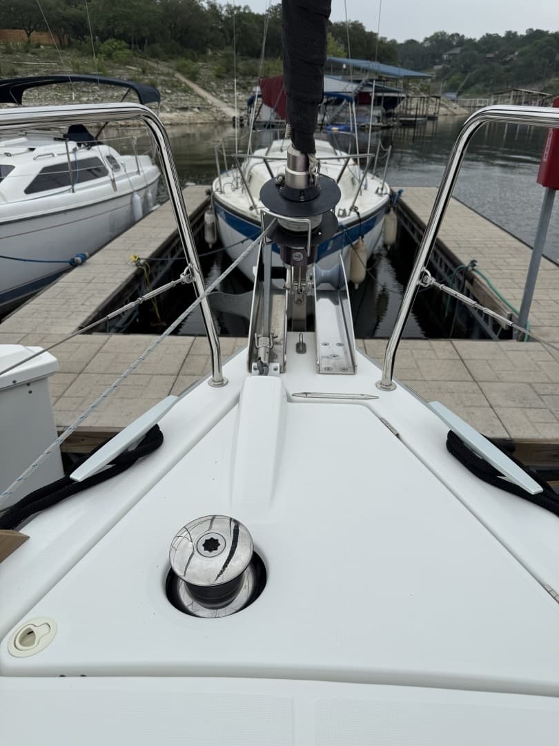 2016 Beneteau Oceanis - Image 5