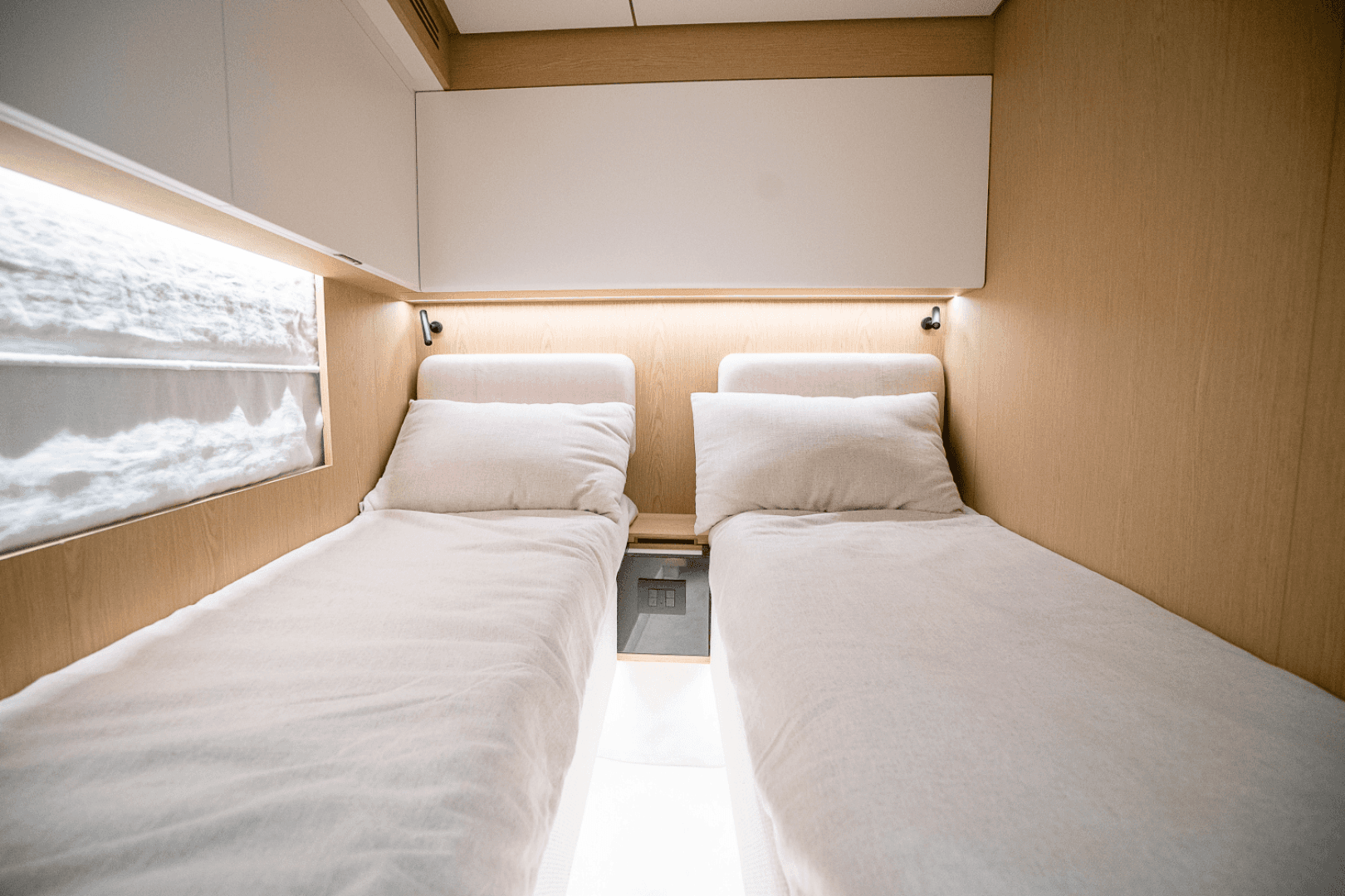 2026 Azimut Fly 62 - Image 59