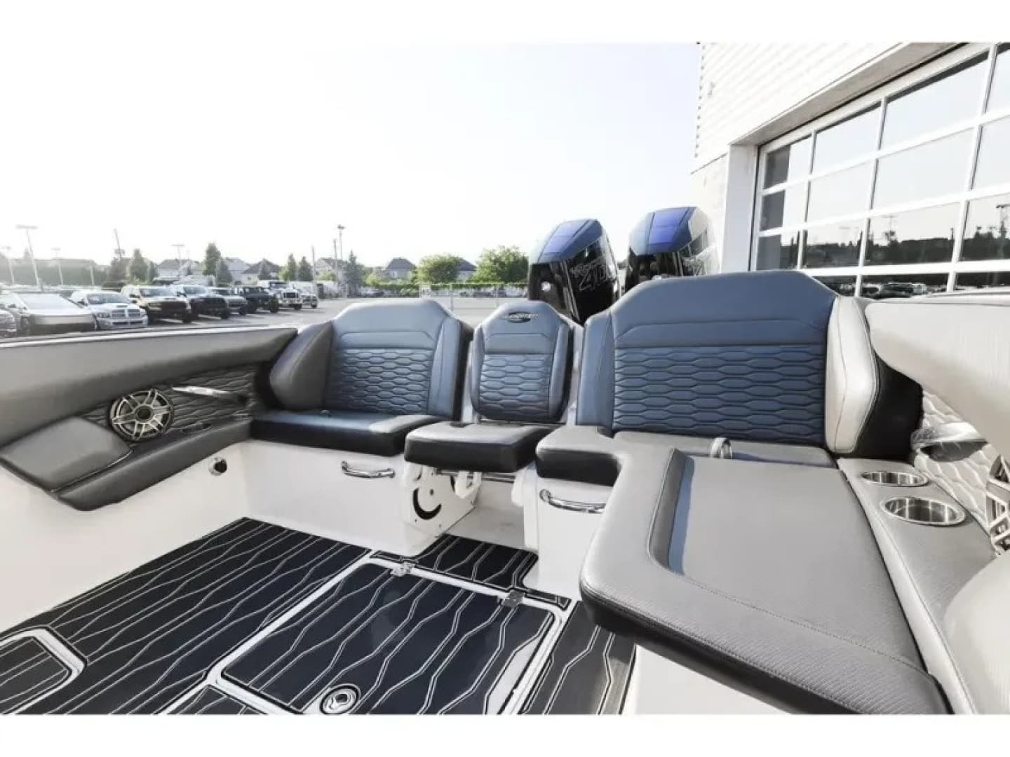 2023 Sunsation 32 CCX - Image 23