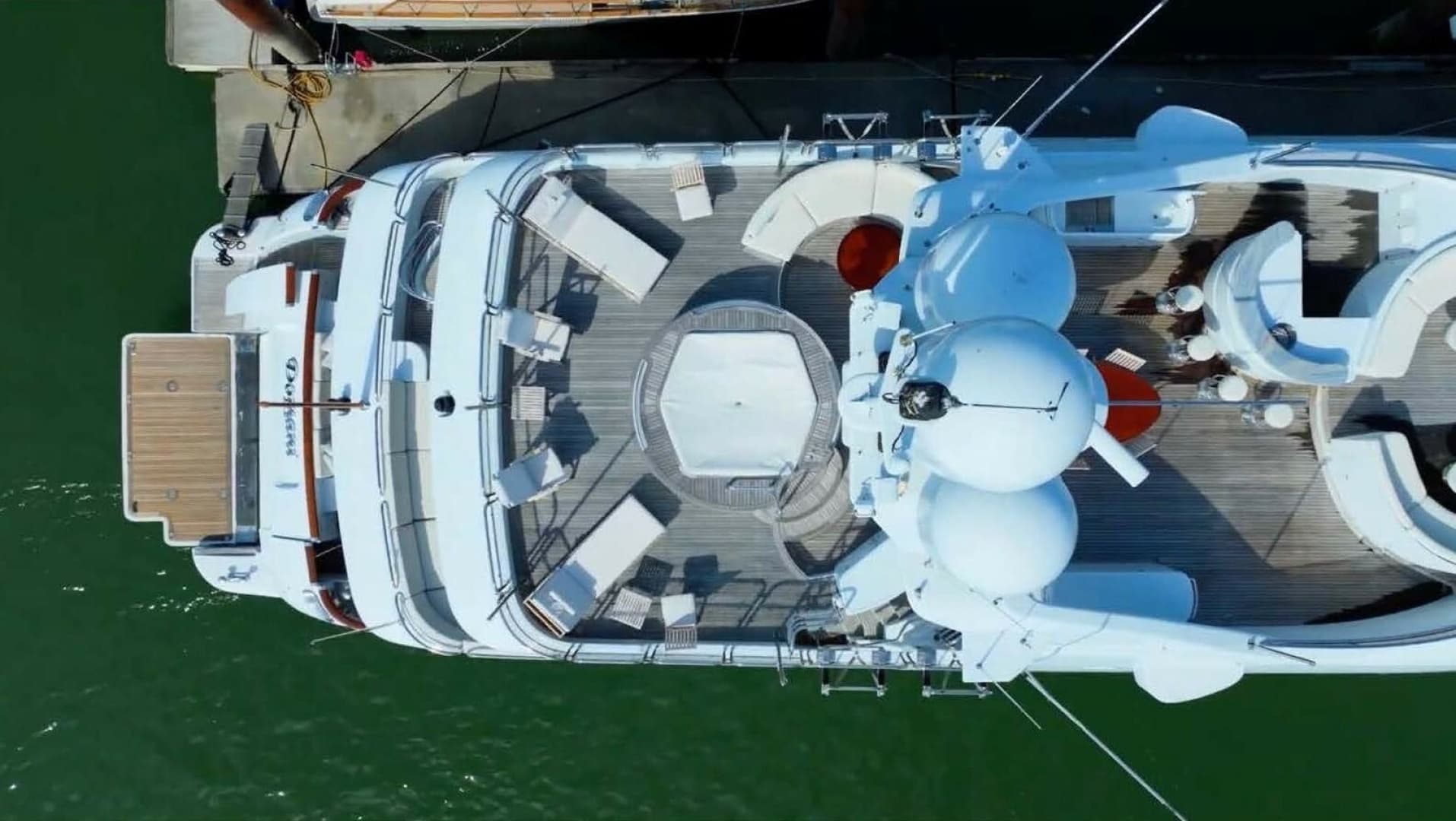 2004 Benetti Vision - Image 4