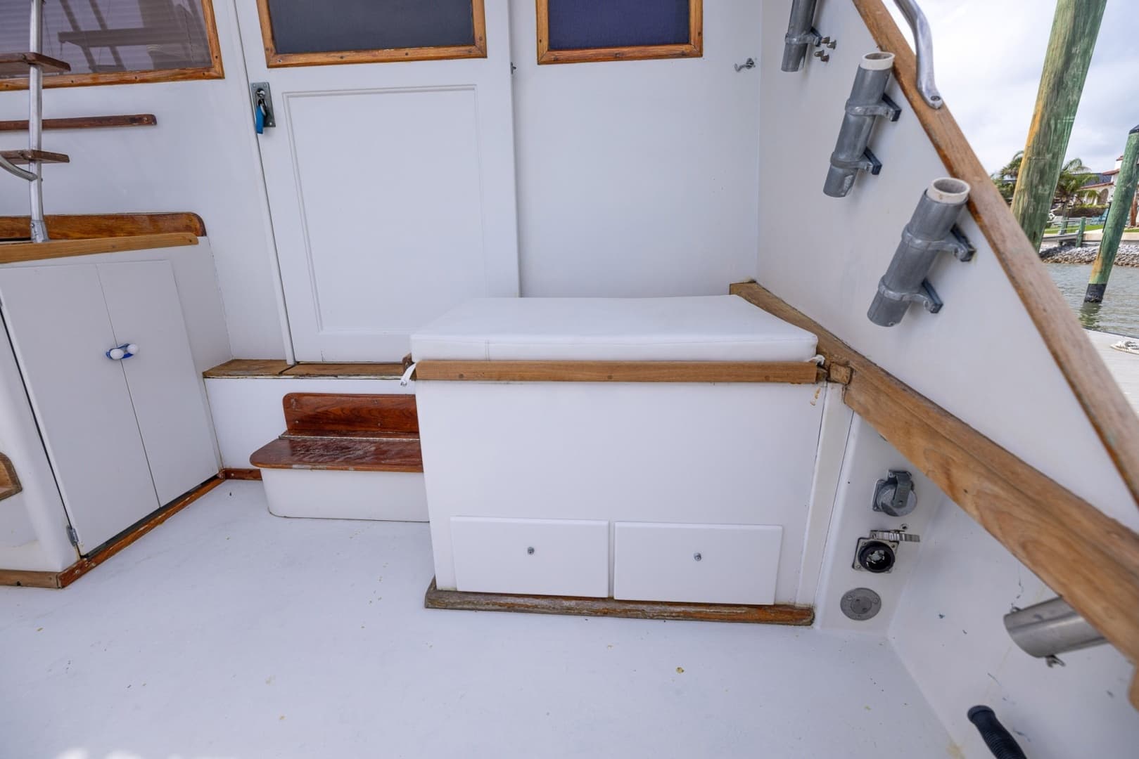 1982 Post Convertible - Image 32