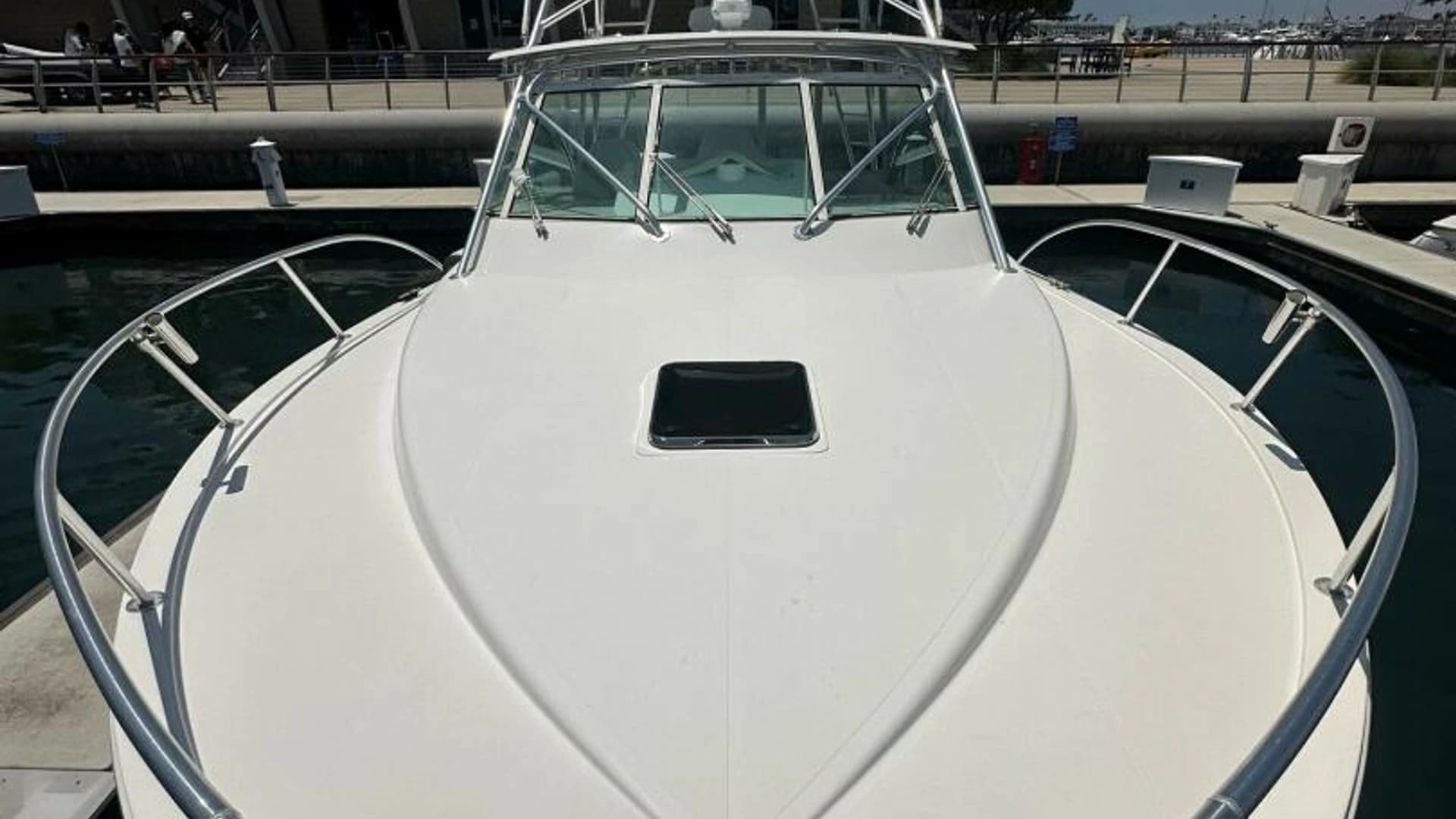 2007 Albemarle 360 Express - Image 16
