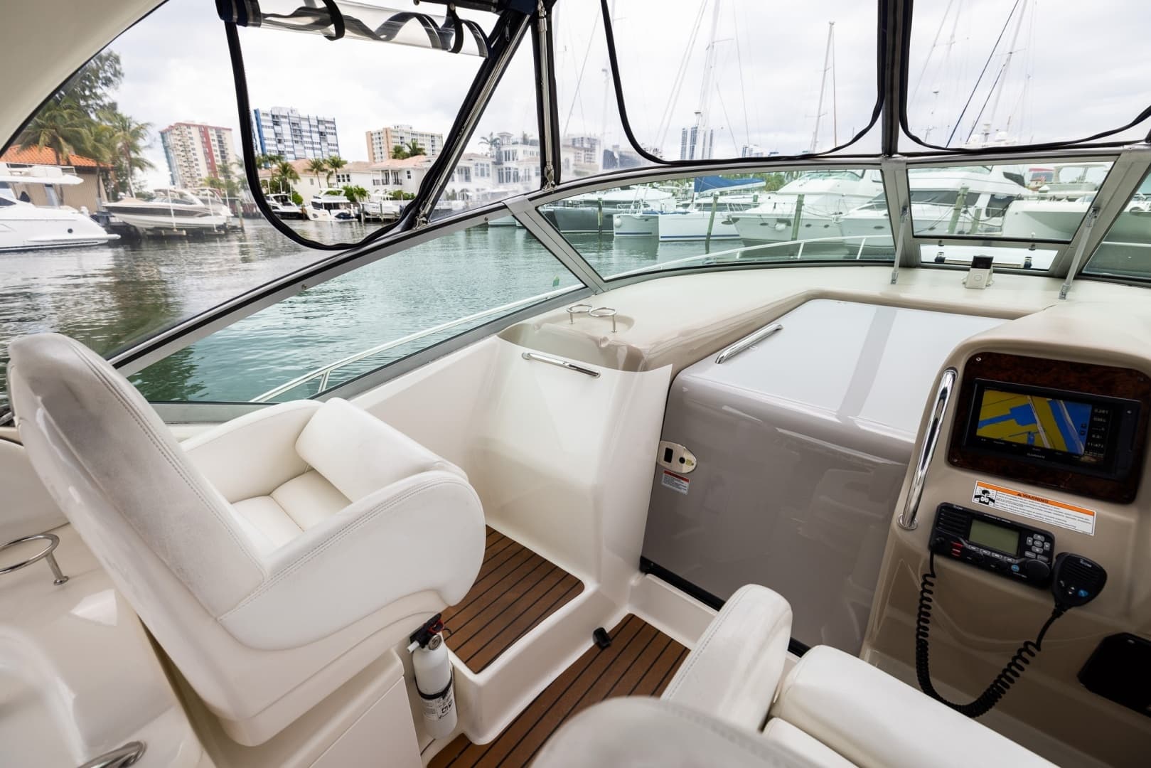 2007 Sea Ray 340 Sundancer - Image 22