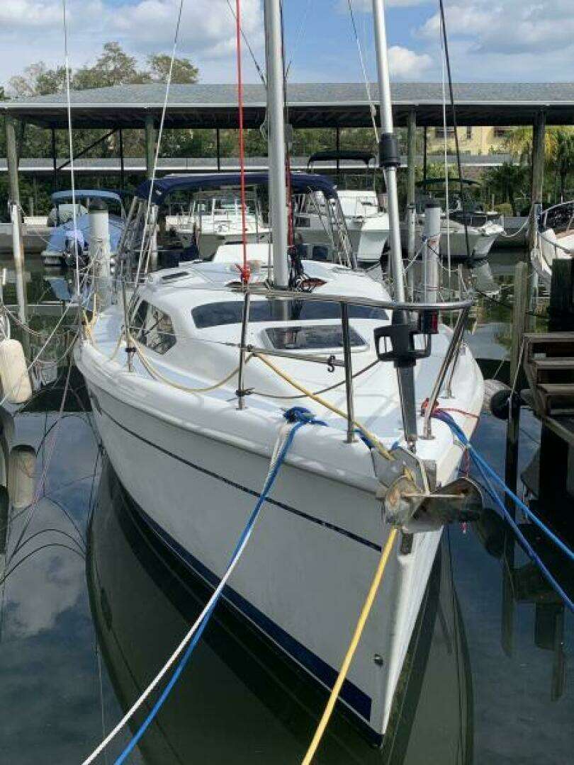 2001 Hunter 340 - Image 3