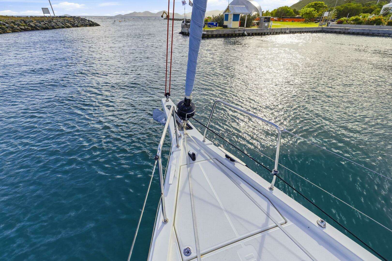 2024 Beneteau Oceanis Yacht 54 - Image 17