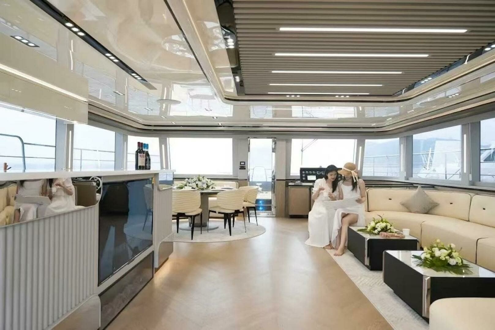 2026 Diamond Yachts EF56 Power Catamaran - Image 16