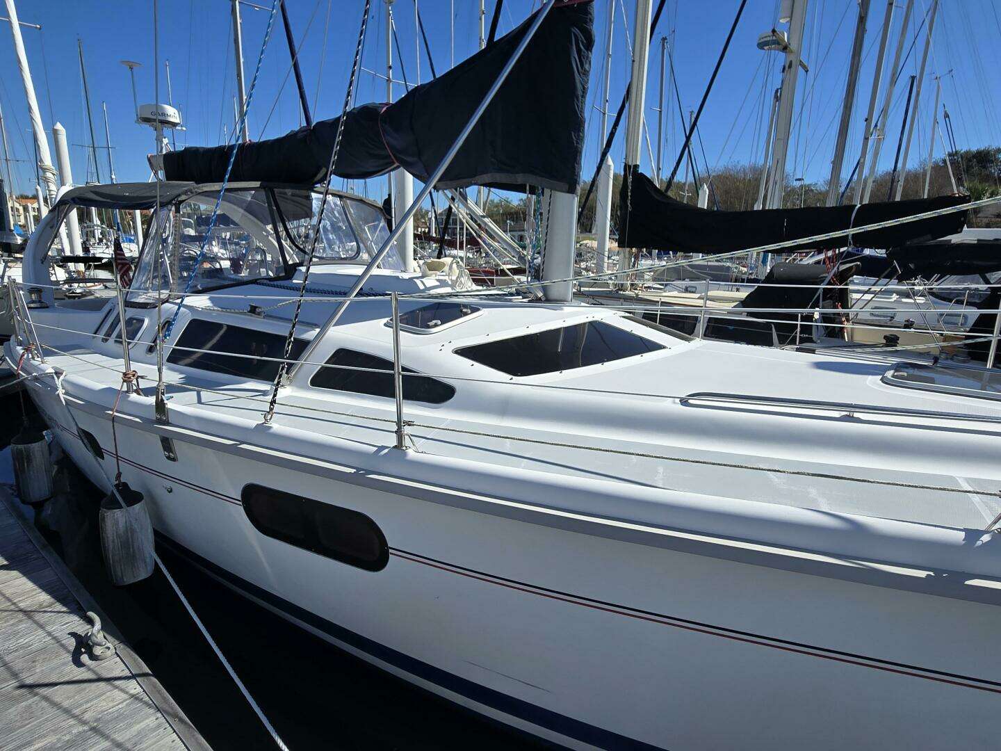 1998 Hunter 410 - Image 5