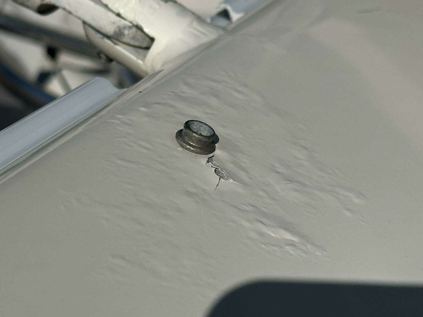 1994 Intrepid 376 Walkaround - Image 23