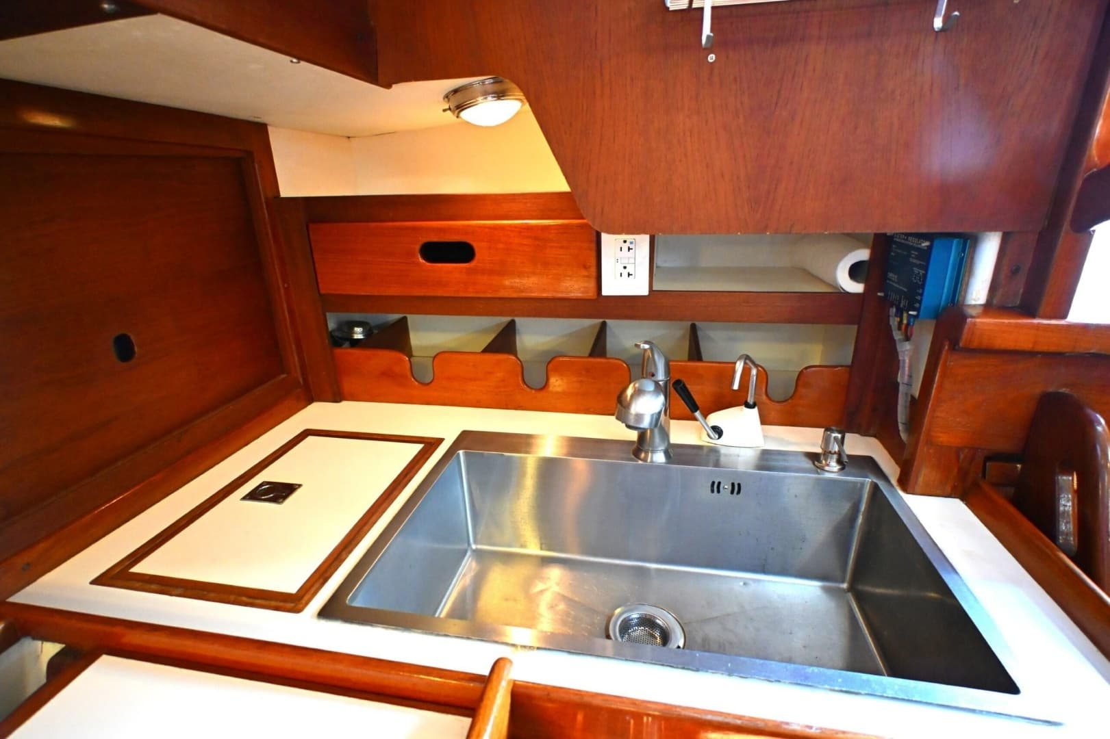 1980 Tartan 37 - Image 33