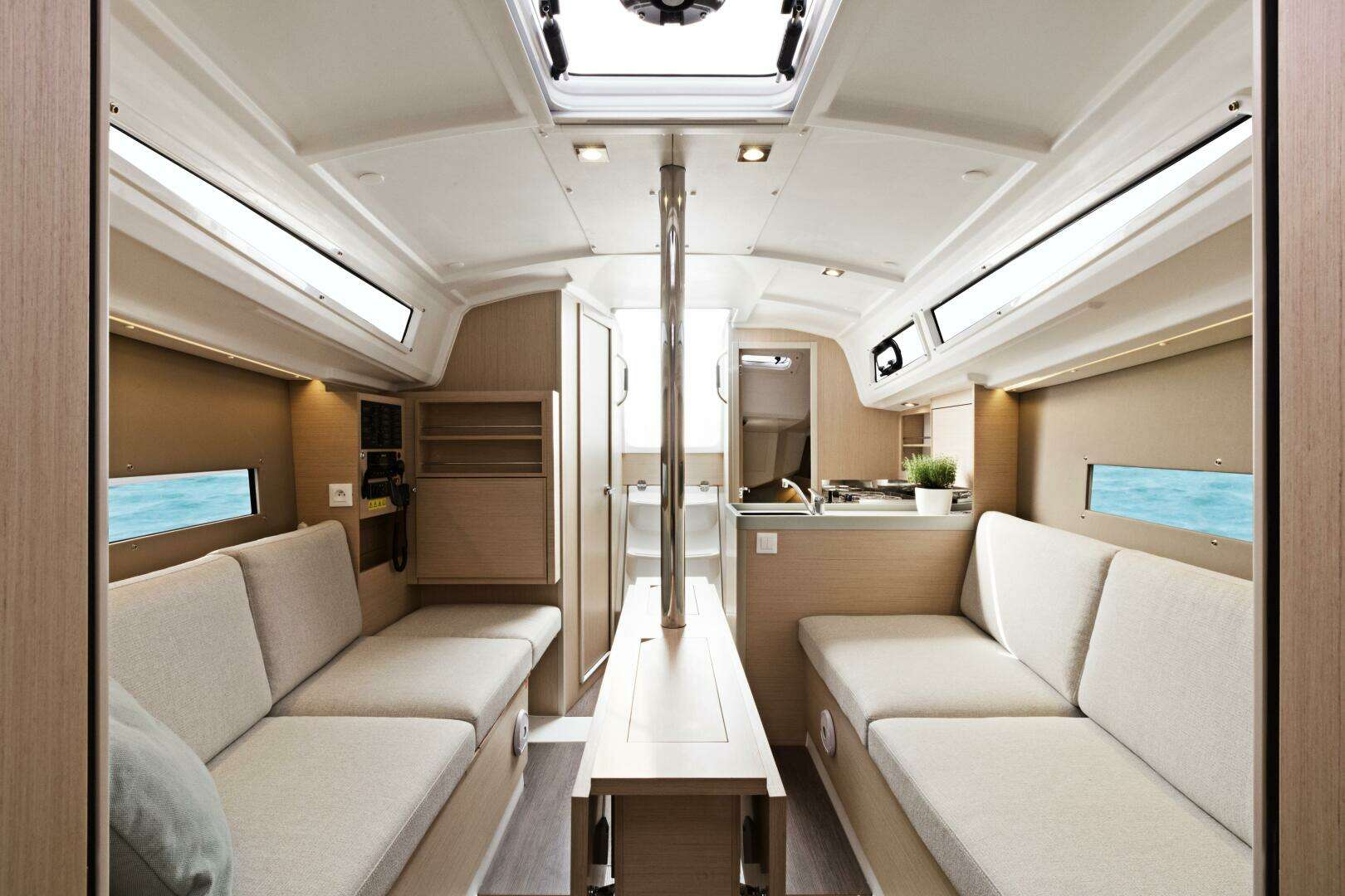 2026 Beneteau Oceanis 30.1 - Image 13