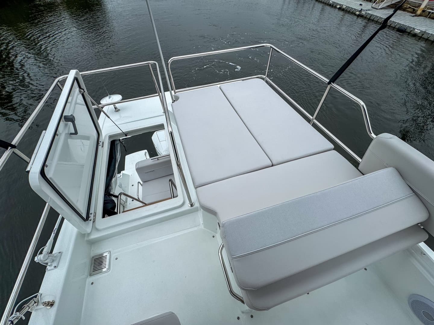 2026 Beneteau Antares 11 - Image 24