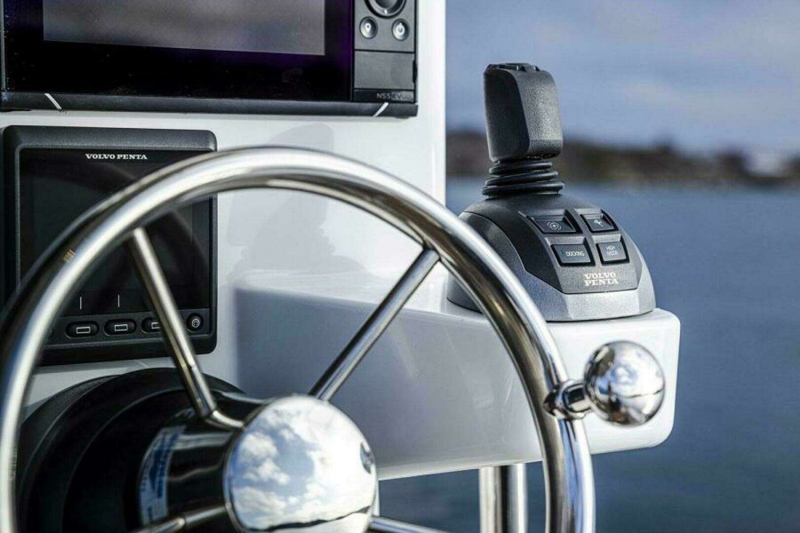 2025 Nimbus Commuter 11 - Image 5