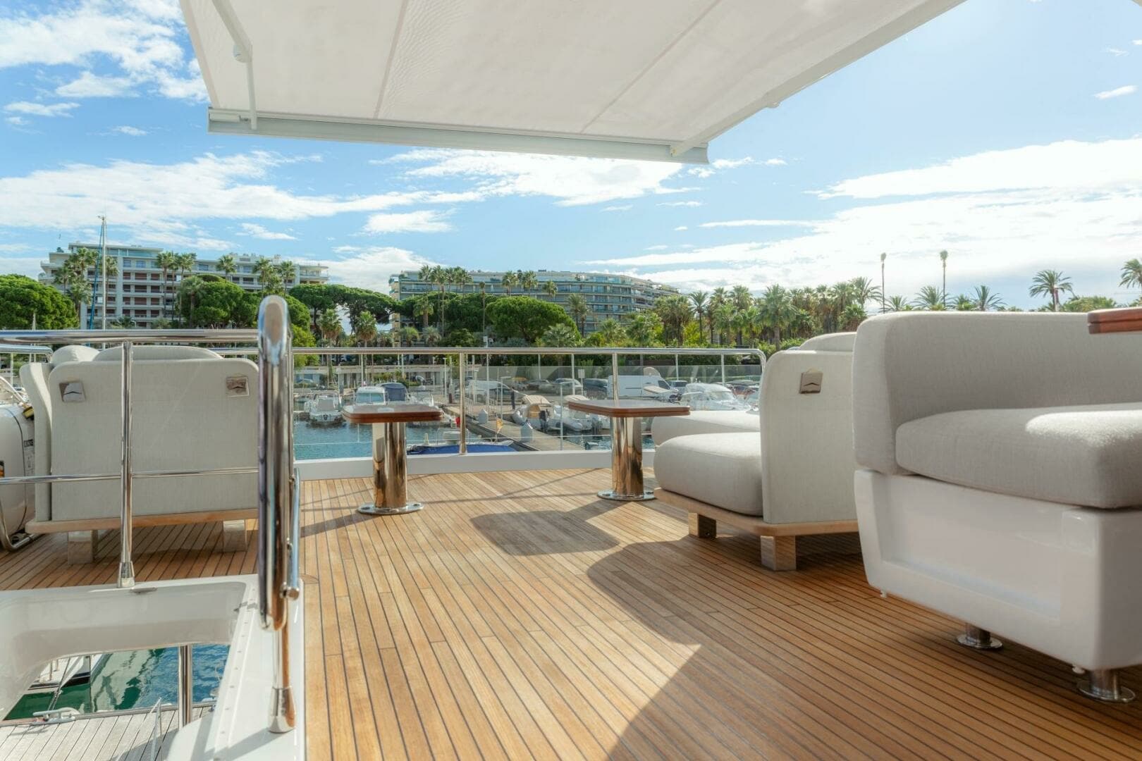 2020 Azimut 72 Flybridge - Image 12
