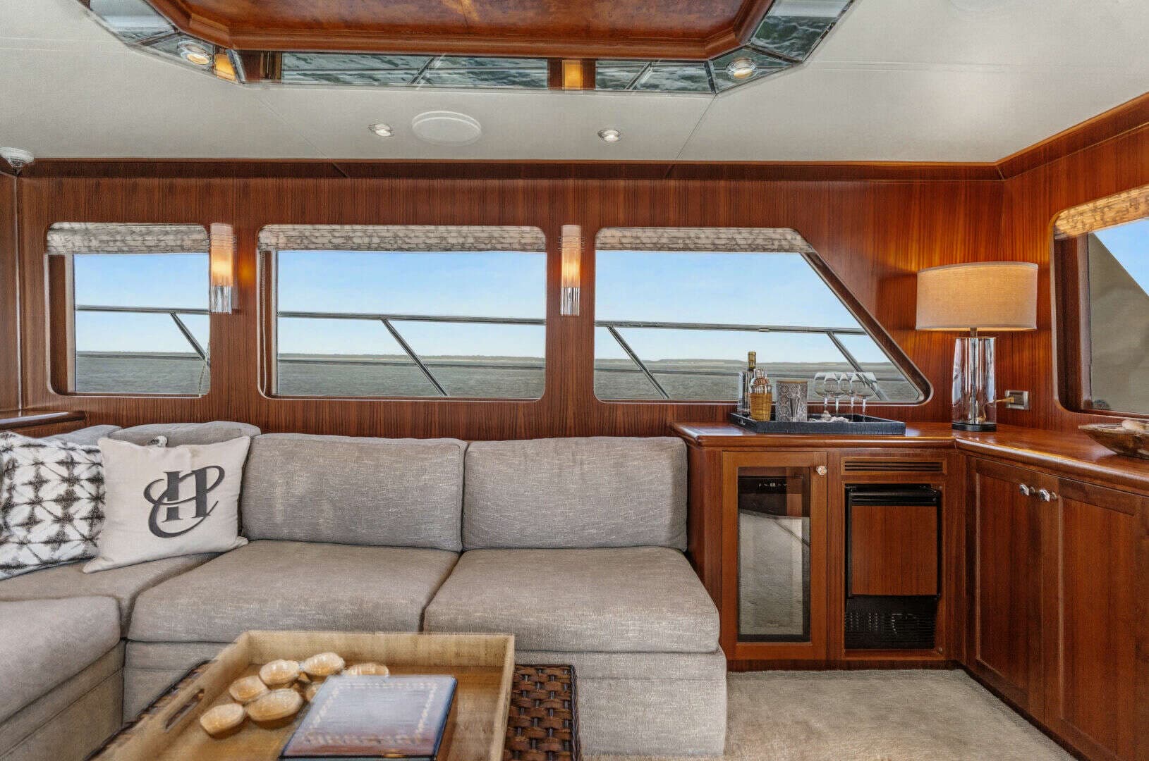 2013 Ocean Alexander 65 PILOTHOUSE - Image 19