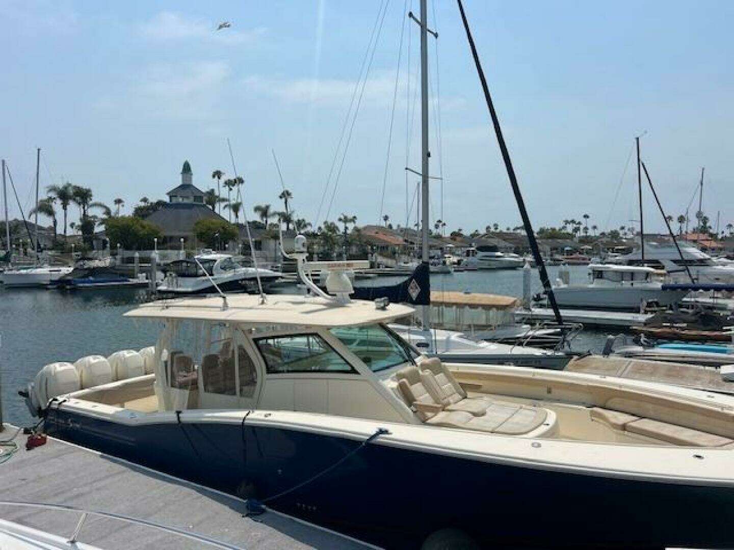 2017 Scout 420LXF - Image 2