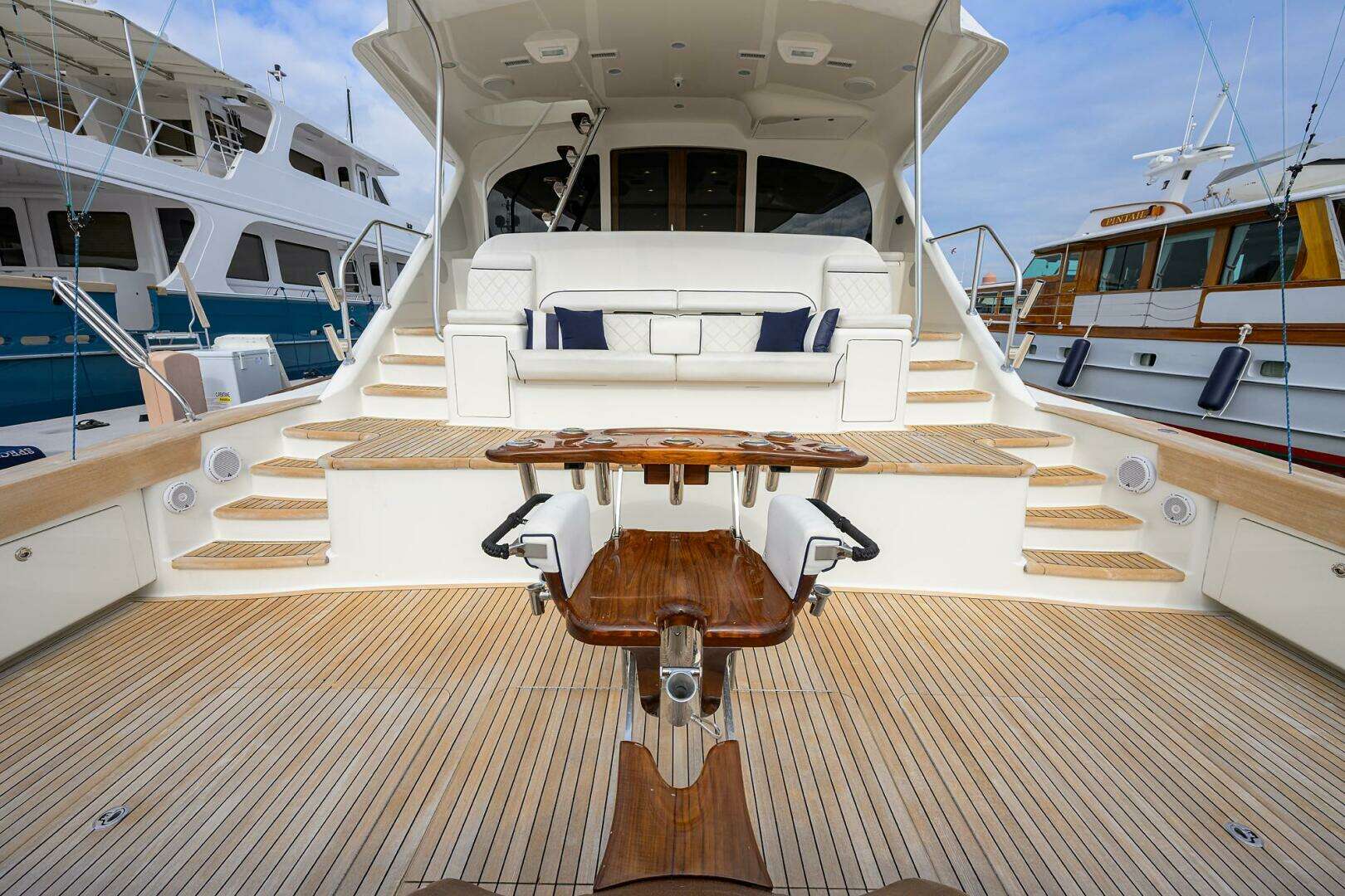 2017 Viking 92 Enclosed Bridge - Image 26