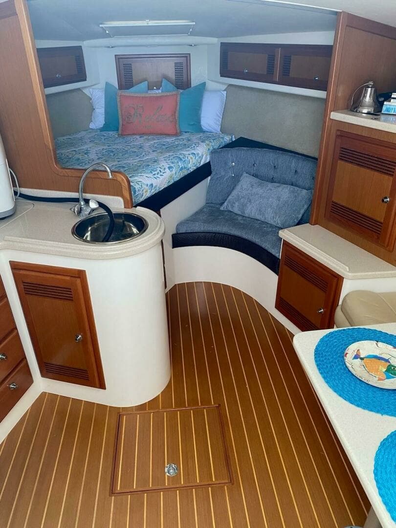 2001 Cabo 35 Express - Image 21